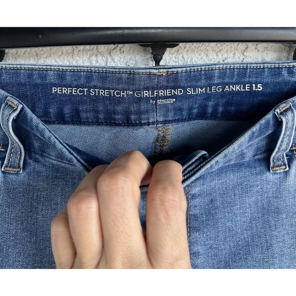 Chico’s Perfect Stretch Girlfriend Embroidered Fray Ankle Jeans- 1.5/ US 10-blue - Picture 6 of 7